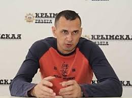 Об этом говорят: Украинский режиссер Олег Сенцов, обвиняемый в подготовке терактов, останется под арестом в РФ до 11 октября