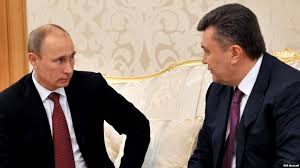 Виктор Янукович заказал для Путина бриллиантовую визитницу