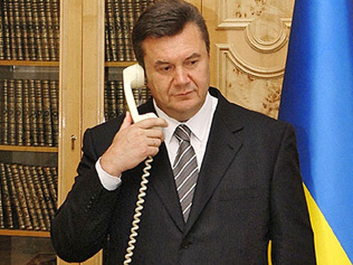 Виктор Янукович уже признал шантаж России в телефонной беседе с президентом Литвы