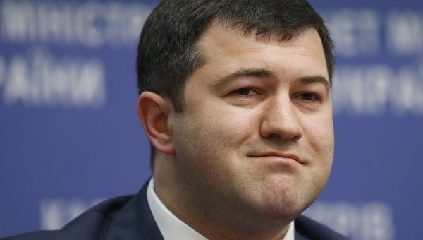 Романа Насирова обвинили в узурпации власти