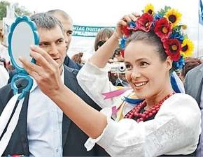Наталья Королевская удивлена тем, что средняя зарплата по Украине – всего 3 тысячи гривен