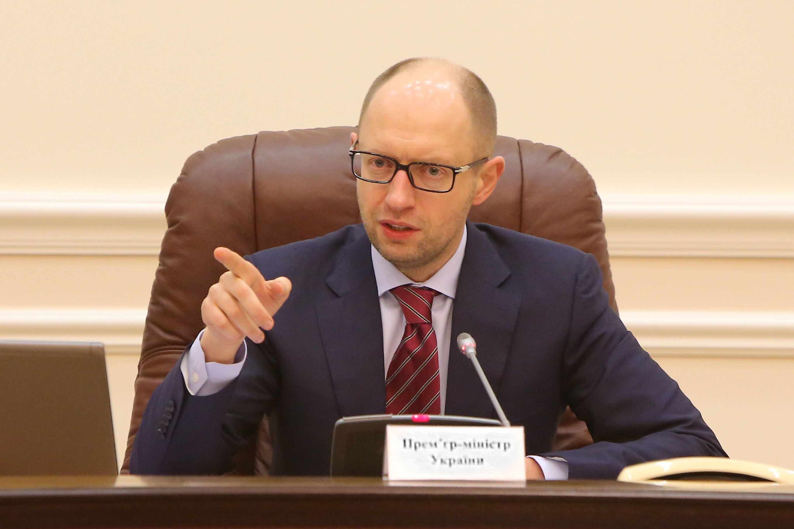 Яценюк заявил о ликвидации всех спецподразделений милиции со «звериными» названиями