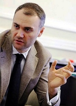 Источник: Порошенко стал министром экономики, Колобов - главой Минфина