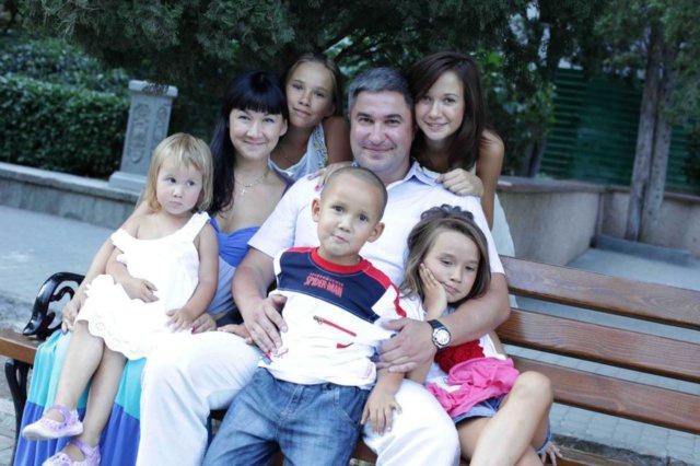 У мэра Симеиза Кирилла Костенко, убитого сегодня утром, остались жена и 5 детей