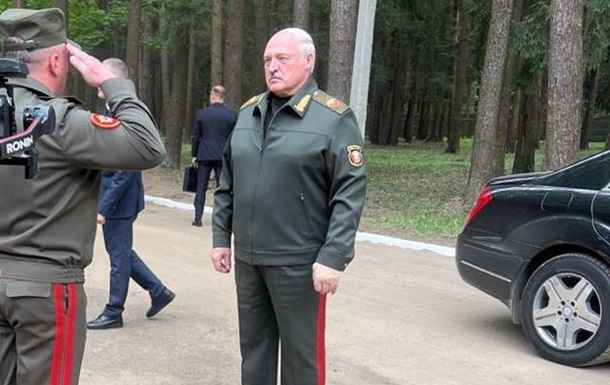 Лукашенко вперше зʼявився на публіці з 9 травня 