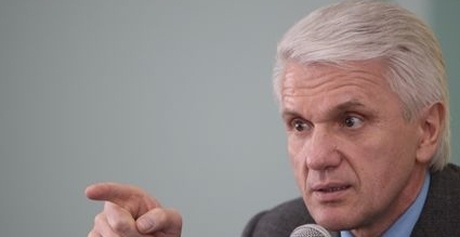 Литвин - депутатам: 'Работайте, чтобы люди не радовались вашей смерти'