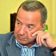 Турчинов сообщил о выходе из фракции ПР нардепа Анатолия Гончарова