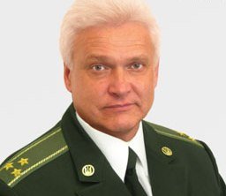 Президент уволил в запас СБУ Игоря Калинина