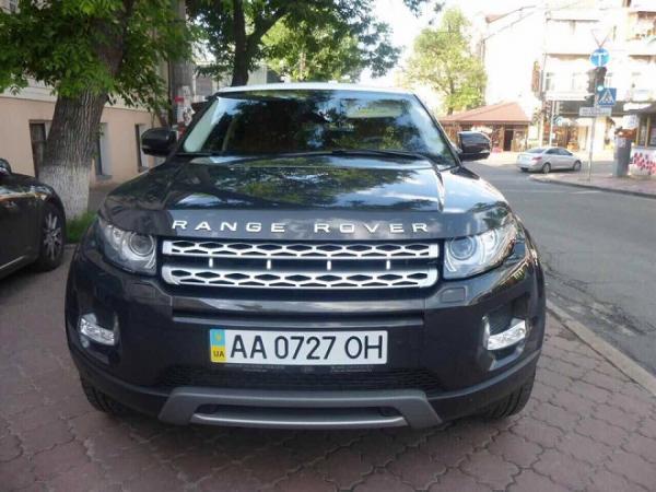 В Киеве угнали Range Rover жены футбольного директора Ахметова