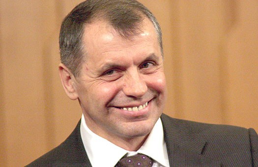 Владимир Константинов предложил не пускать в Крым западных украинцев