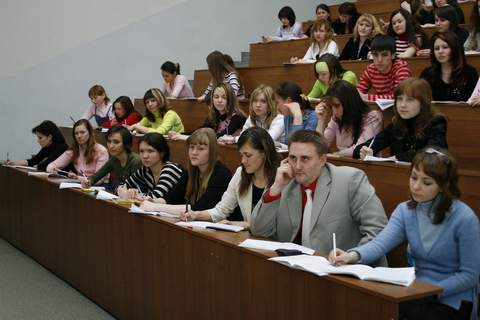 Вакарчук предлагает пустить украинских студентов по 'свободной траектории'