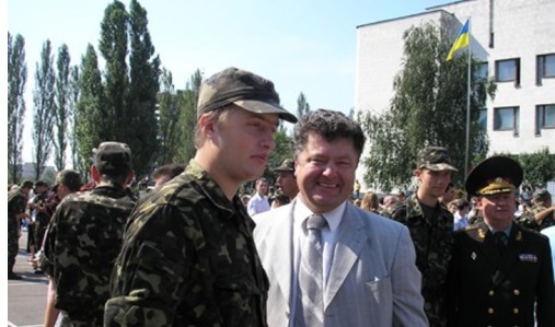 СМИ: Алексей Порошенко воюет на Донбассе под чужой фамилией