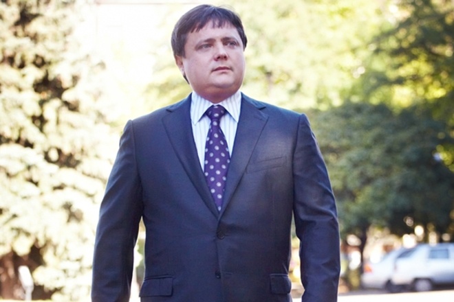 Скандальчик: На Луганщине смотрящий от ПР Игорь Мартыненков фальсифицировал выборы в пользу 'Оппозиционного блока'