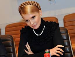 Об этом говорят: Юлия Тимошенко подправила скулы, а Анна Герман увеличила губы
