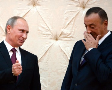 Об этом говорят: Путин пообещал Алиеву подарить Карабах