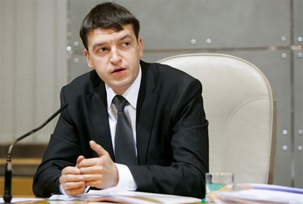 Как глава Соломенской РГА Максим Шкуро регулярно врет депутатам Киевсовета