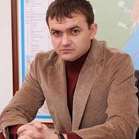 Вадим Мериков прогнал пьяного чиновника, пытавшегося снести палатки с Евромайдана. Видео