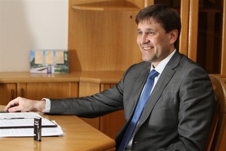 Мэр Донецка не исключает, что областную организацию Партии регионов возглавит губернатор Андрей Шишацкий