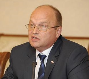 Геннадий Бахарев утвержден главой администрации Симферополя