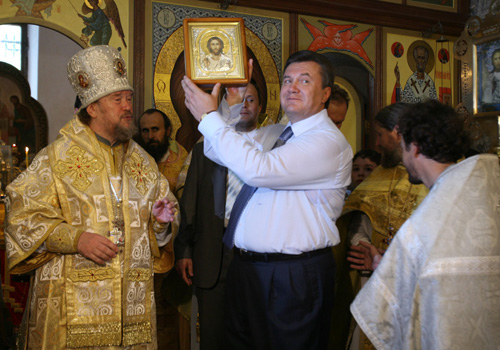 Янукович надеется теснее пообщаться с Кириллом
