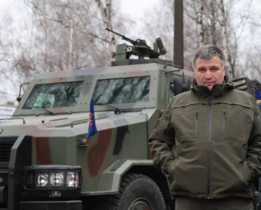 Как террористы "ДНР" помогают Арсену Авакову