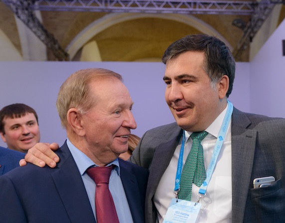 Михаил Саакашвили объяснил свои объятия с Кучмой