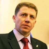 Председатель облсовета Львовской области Олег Панькевич на сессии объявил о сложении с себя полномочий