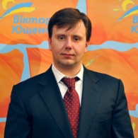 Брат министра доходов и сборов Антон Клименко начал скупку земли в Донецке