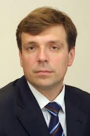 Скандальчик: Бывшего губернатора Одесчины Николая Скорика обвинили в ряде тяжелых преступлений
