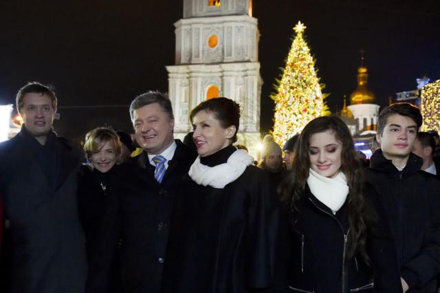 Петр Порошенко встретит Новый год дома с семьей