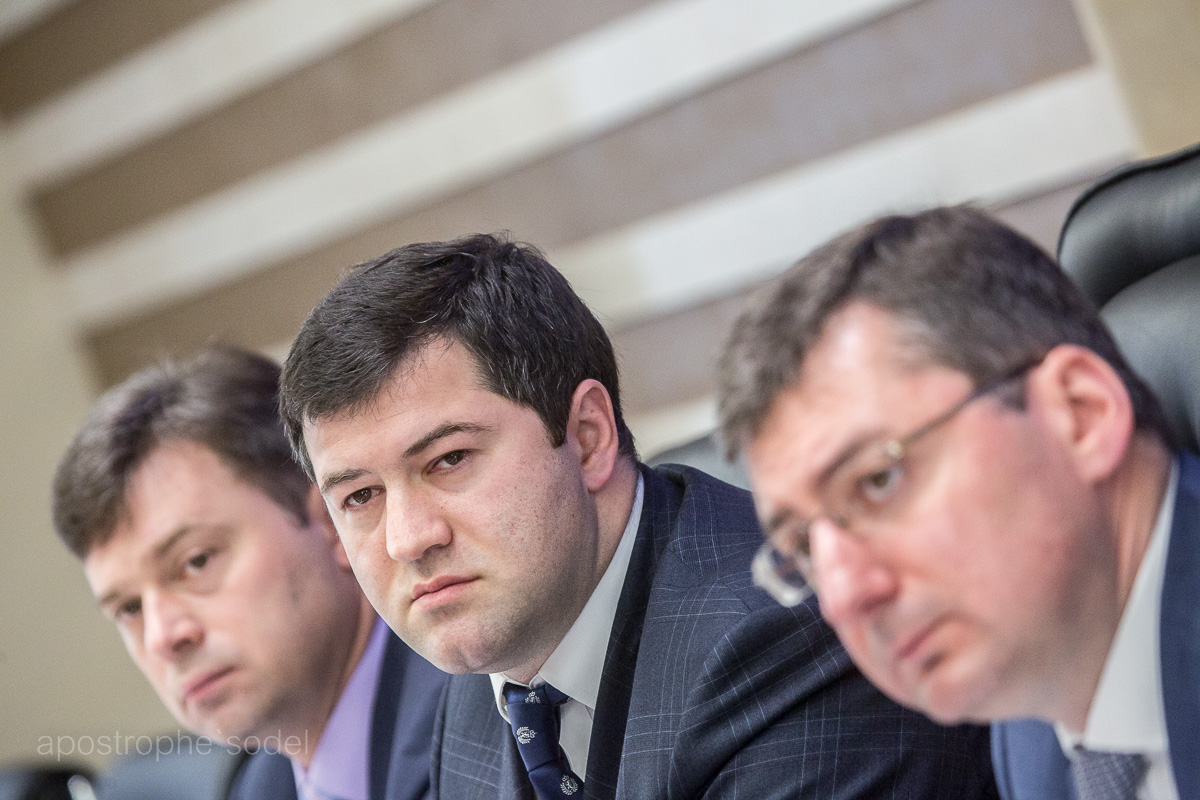 Глава ГФС Роман Насиров уверяет, что не владеет квартирой в Лондоне