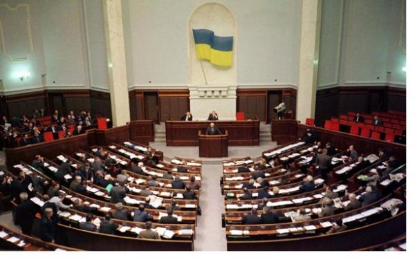 Виктор Пинзеник: "В Украине пытаются создать оффшор для избранных"