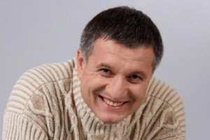 Лещенко: Соратник Авакова вывел из Украины 40 миллионов долларов