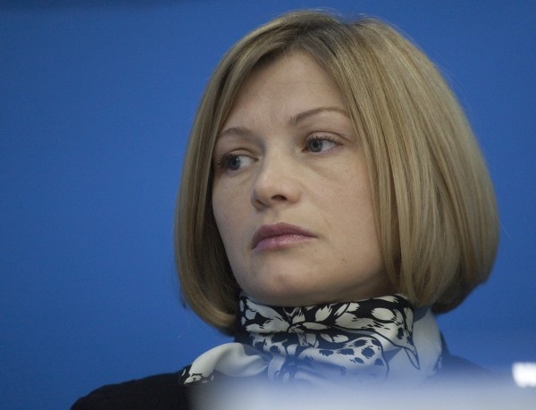 Ирина Геращенко требует разорвать военные контракты с Россией и признать РФ агрессором