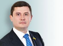 Общественники требуют проверить деятельность фирмы депутата Сергея Петракова
