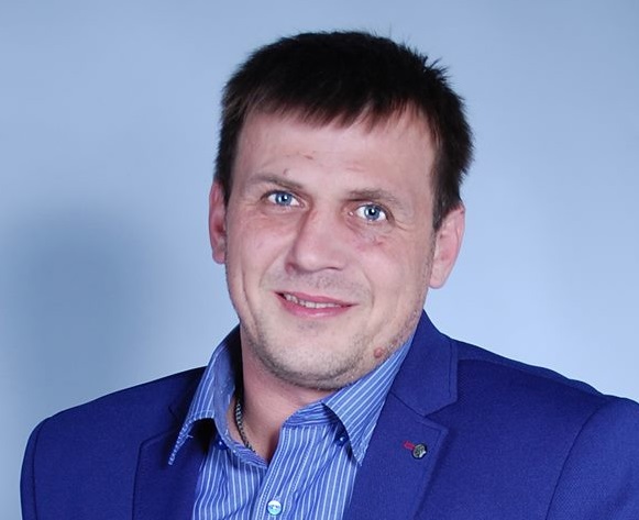 Лидер одесского «Автомайдана» Евгений Резвушкин скрывает знаменитый внедорожник и не имеет жилья