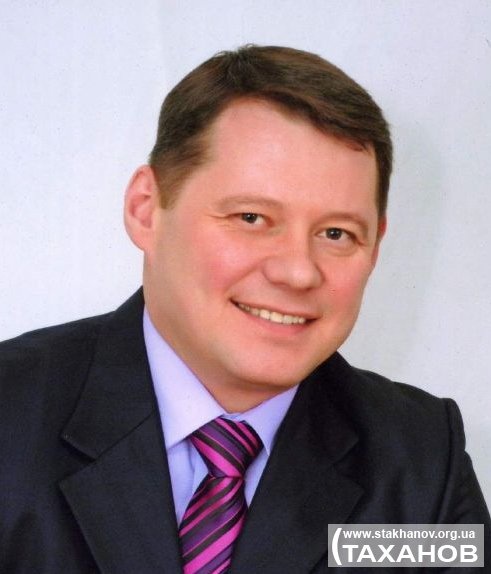 Мэр Стаханова Юрий Борисов ликвидировал инициативную группу по сбору подписей о своей отставке