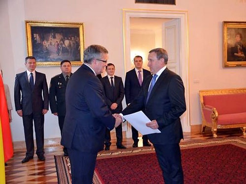 Андрей Дещица официально приступил к работе посла Украины в Польше