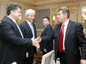 Виктор Ющенко одним из первых поздравил Петра Порошенко