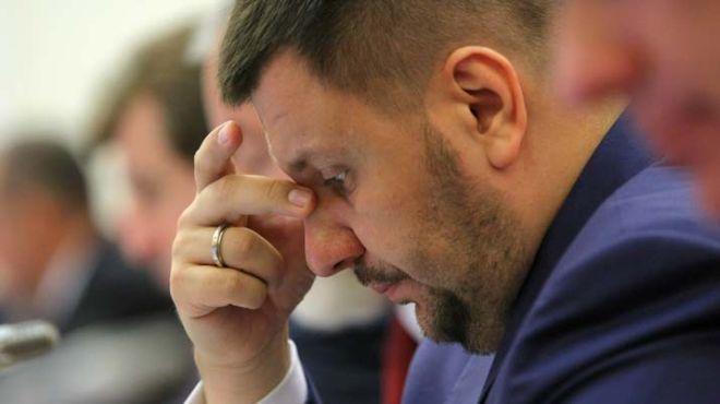 Суд заочно арестовал экс-министра доходов Александра Клименко