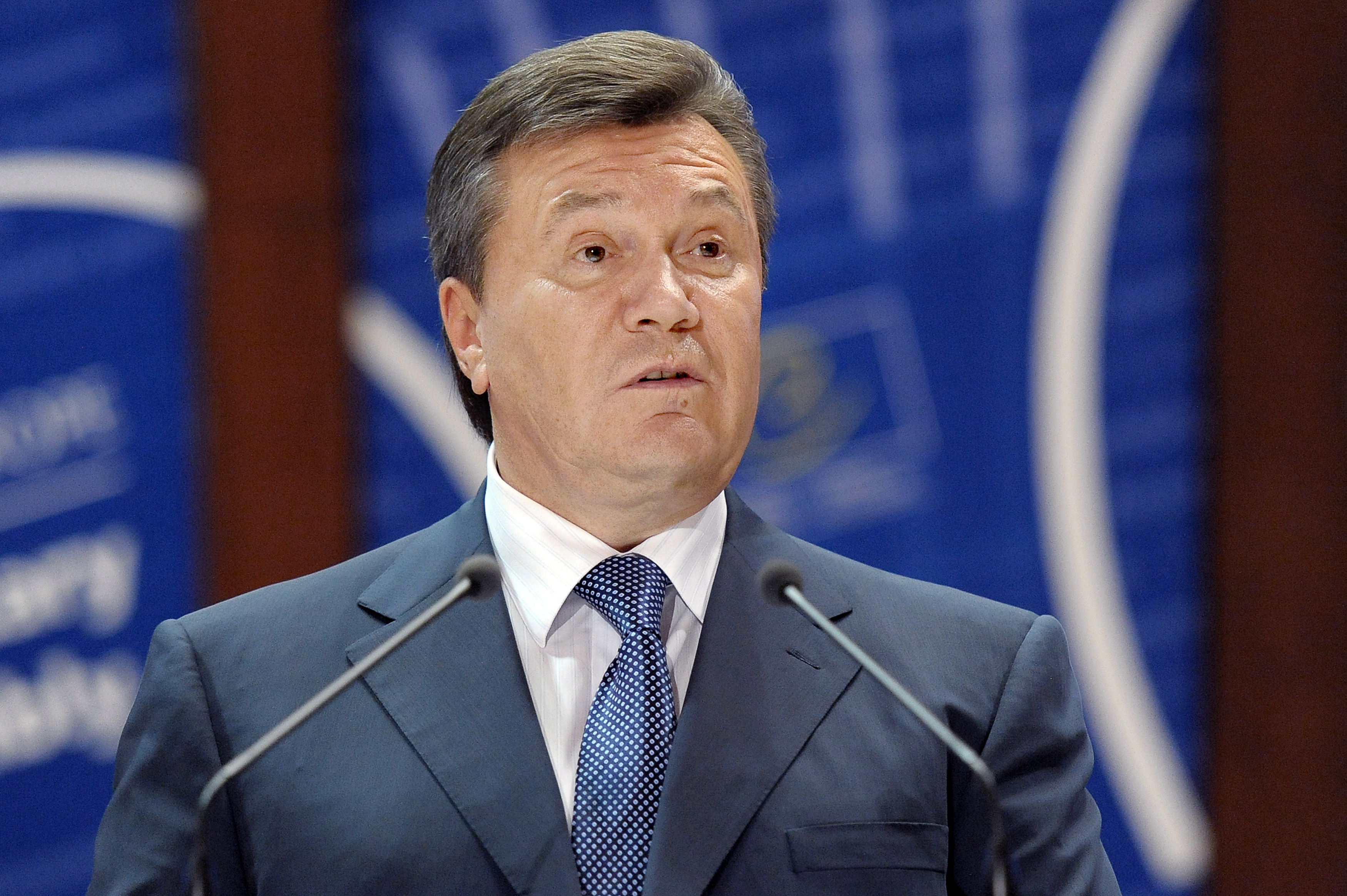 За границей арестовали полтонны золота Януковича