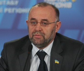 Заместитель главы Хмельницкой ОГА Вадим Гавришко призвал людей проголосовать за Партию регионов