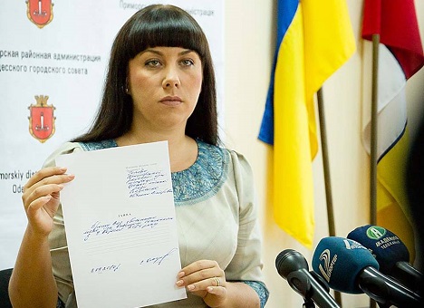 Депутат Одесского горсовета Светлана Осауленко на скромную зарплату купила автомобиль за миллион гривен