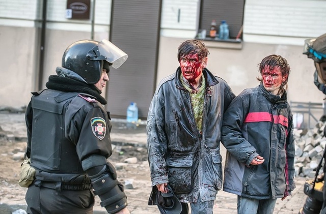 Знаменитый окровавленный евромайдановец назвал события 2013-2014 года государственным переворотом, который спланировал Левочкин