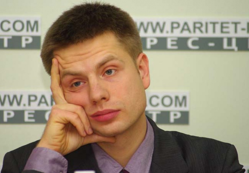 Скандальчик: Алексей Гончаренко начал свою работу с ущемления прав журналистов