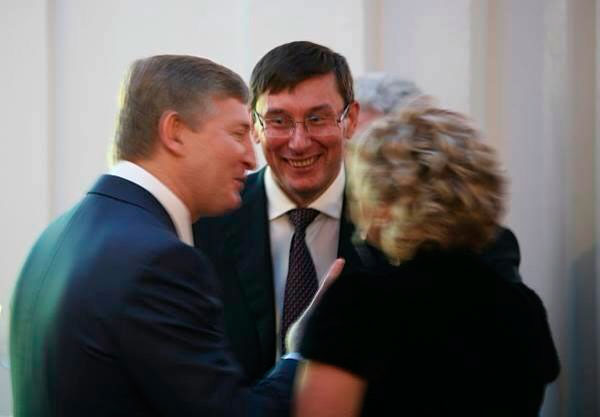 Луценко: Если Донбасс не захочет жить по украинским законом, пусть живет в "карантине"