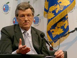 Ющенко 'уйдет' Мартыненко, но попозже