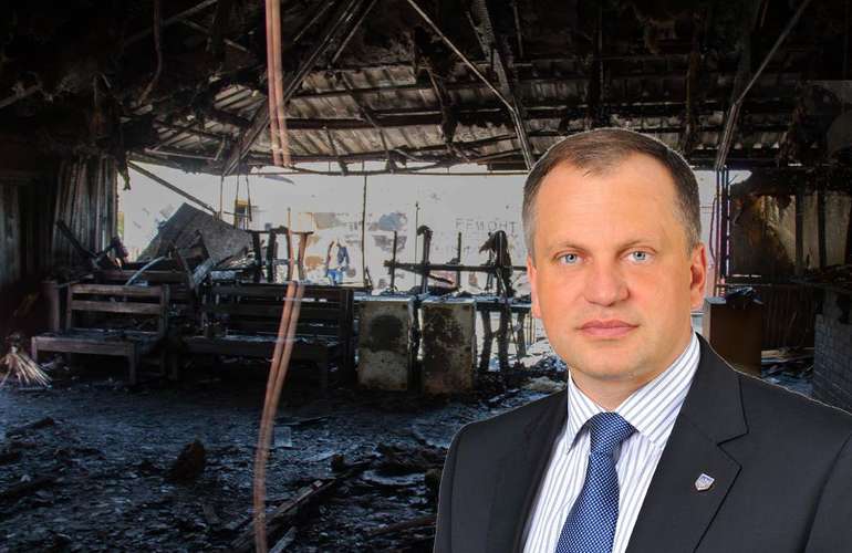 В Житомире сожгли кафе бывшего мэр города Владимира Дебоя