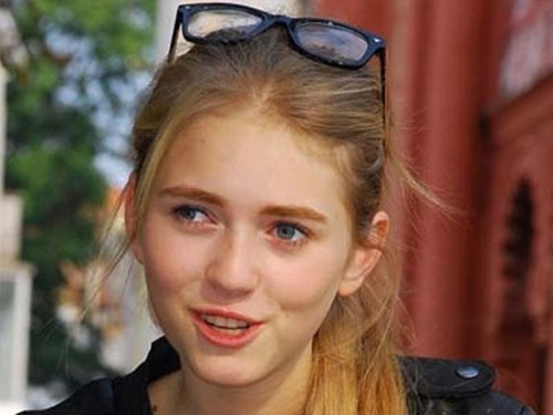 Дочь губернатора Одесчины Эдуарда Матвийчука протаранила в центре Ужгорода авто чиновника