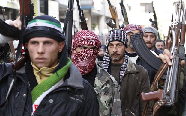 Сирийские повстанцы и курды объединились для борьбы с ИГИЛ